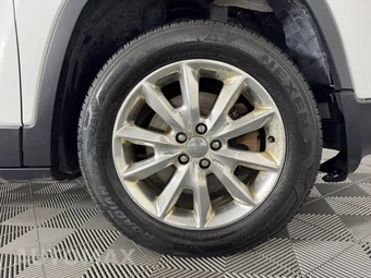 2015 Jeep Cherokee Limited - miniatura 44