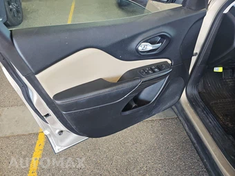 2015 Jeep Cherokee Limited - miniatura 9