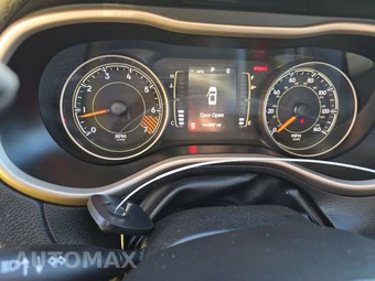 2015 Jeep Cherokee Sport – miniatura 12