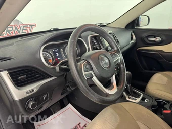 2015 Jeep Cherokee Sport - miniatura 10