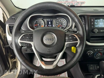 2015 Jeep Cherokee Sport - miniatura 13