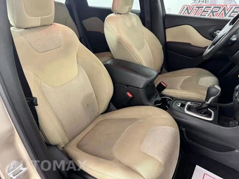 2015 Jeep Cherokee Sport - miniatura 30