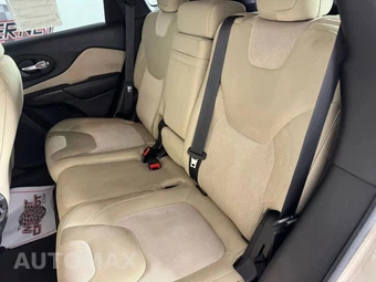 2015 Jeep Cherokee Sport - miniatura 31