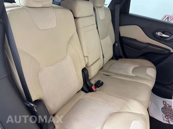 2015 Jeep Cherokee Sport - miniatura 32