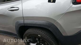 2015 Jeep Cherokee Trailhawk – miniatura 32