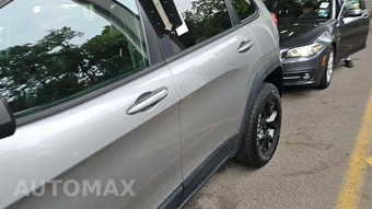 2015 Jeep Cherokee Trailhawk – miniatura 36