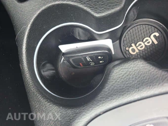 2015 Jeep Cherokee Trailhawk – miniatura 5
