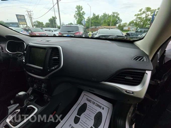2015 Jeep Cherokee Trailhawk - miniatura 19
