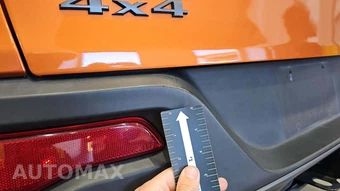 2015 Jeep Cherokee Trailhawk - miniatura 38