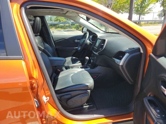 2015 Jeep Cherokee Trailhawk - miniatura 8