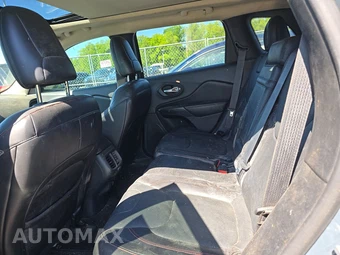 2015 Jeep Cherokee Trailhawk – miniatura 13