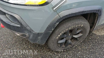 2015 Jeep Cherokee Trailhawk – miniatura 35