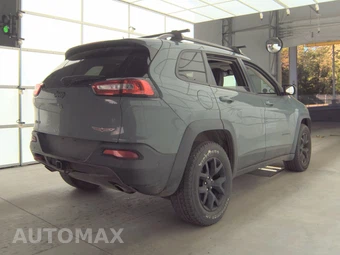 2015 Jeep Cherokee Trailhawk – miniatura 4