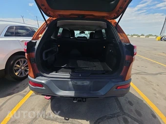 2015 Jeep Cherokee Trailhawk – miniatura 16