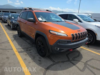 2015 Jeep Cherokee Trailhawk – miniatura 3