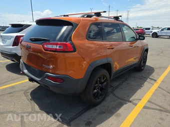 2015 Jeep Cherokee Trailhawk – miniatura 4