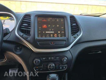 2015 Jeep Cherokee Trailhawk - miniatura 11