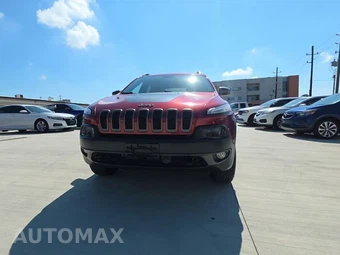 2015 Jeep Cherokee Trailhawk - miniatura 2