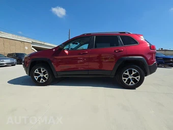 2015 Jeep Cherokee Trailhawk - miniatura 3