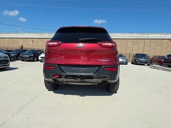 2015 Jeep Cherokee Trailhawk - miniatura 4