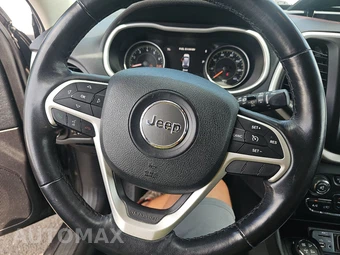 2015 Jeep Cherokee Trailhawk - miniatura 10
