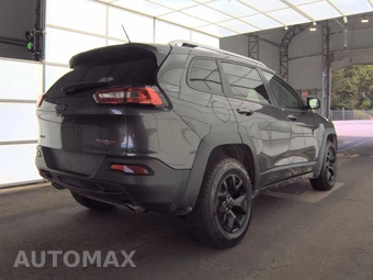 2015 Jeep Cherokee Trailhawk - miniatura 4