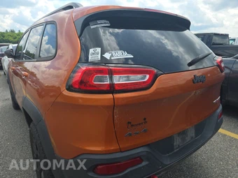 2015 Jeep Cherokee Trailhawk – miniatura 6