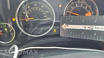 2015 Jeep Compass High Altitude Edition – miniatura 28