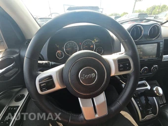 2015 Jeep Compass High Altitude Edition – miniatura 10