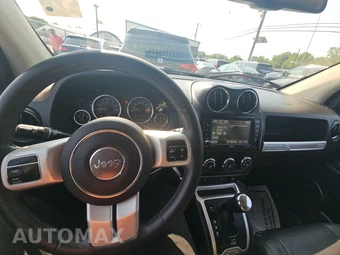 2015 Jeep Compass High Altitude Edition – miniatura 11