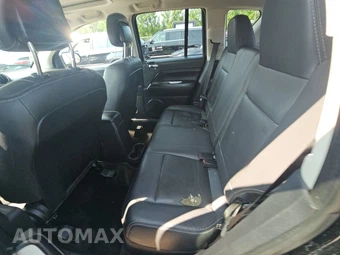 2015 Jeep Compass High Altitude Edition – miniatura 13