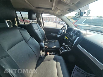 2015 Jeep Compass High Altitude Edition – miniatura 8