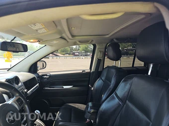 2015 Jeep Compass High Altitude Edition – miniatura 18