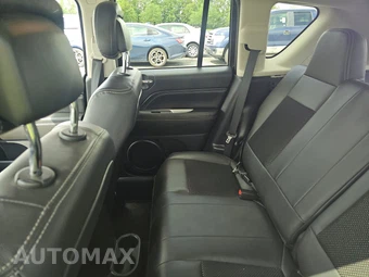 2015 Jeep Compass Latitude - miniatura 13