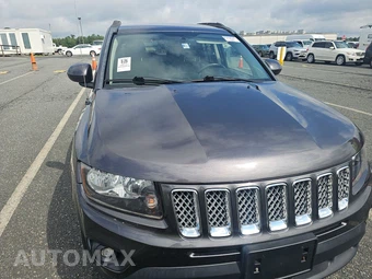 2015 Jeep Compass Latitude - miniatura 2