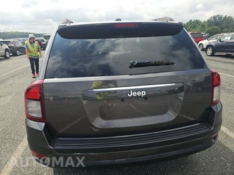 2015 Jeep Compass Latitude - miniatura 5