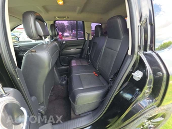 2015 Jeep Compass Latitude – miniatura 10