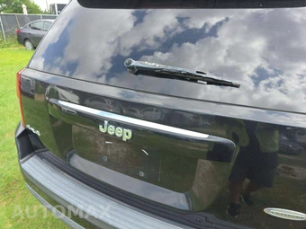 2015 Jeep Compass Latitude – miniatura 21