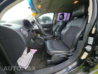2015 Jeep Compass Latitude – miniatura 3
