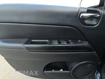 2015 Jeep Compass Sport – miniatura 15