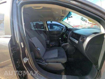 2015 Jeep Compass Sport - miniatura 18