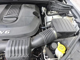 2015 Jeep Grand Cherokee Altitude Edition – miniatura 19