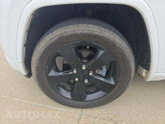 2015 Jeep Grand Cherokee Altitude Edition - miniatura 22