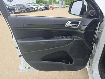 2015 Jeep Grand Cherokee Altitude Edition - miniatura 23