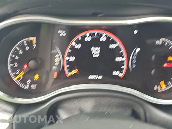 2015 Jeep Grand Cherokee High Altitude Edition - miniatura 12