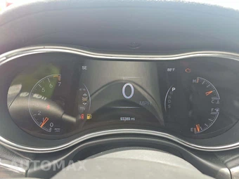 2015 Jeep Grand Cherokee High Altitude Edition - miniatura 9