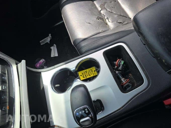 2015 Jeep Grand Cherokee High Altitude Edition - miniatura 8
