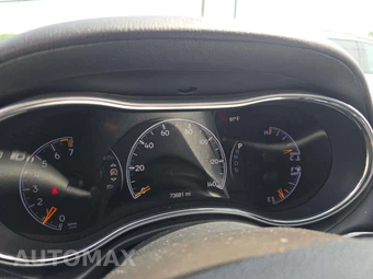 2015 Jeep Grand Cherokee High Altitude Edition - miniatura 9