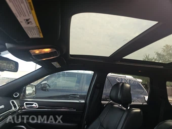 2015 Jeep Grand Cherokee High Altitude Edition – miniatura 14