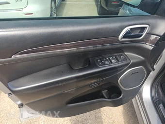 2015 Jeep Grand Cherokee High Altitude Edition – miniatura 9